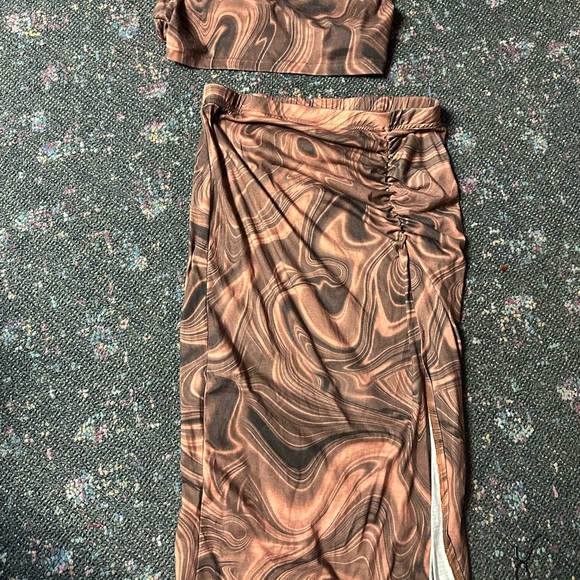 Two-Piece Dress bundle - Picture 2 of 3